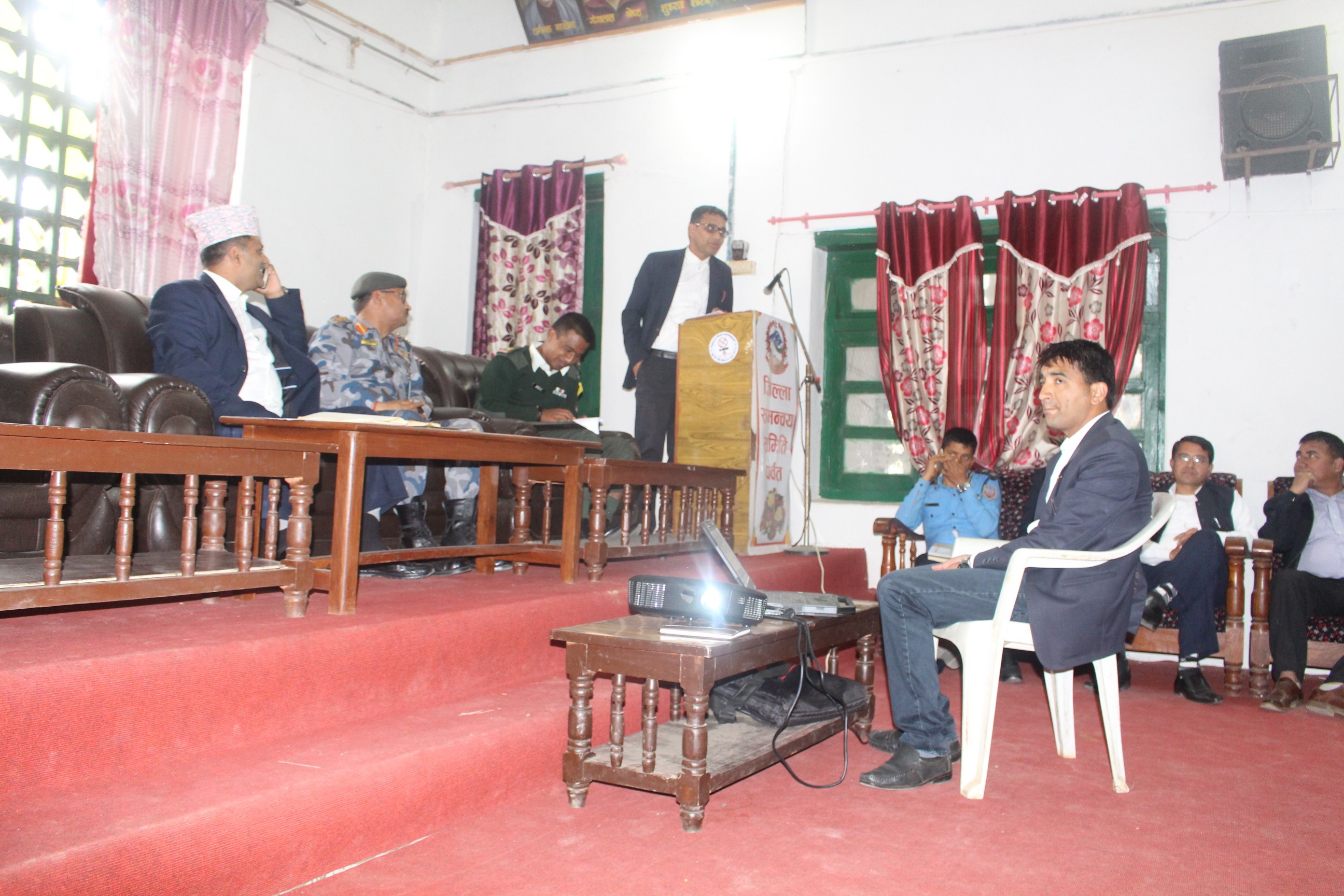 पर्वतका सरकारी कार्यालयले सार्वजनिक गरे प्रगति