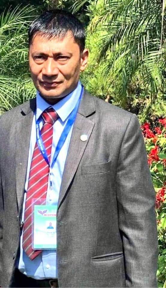 समाजसेवी झलक केसीद्वारा अक्सिजन कन्सन्ट्रेटर सहयोग