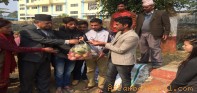 नेविसंघद्धारा फलफुल वितरण