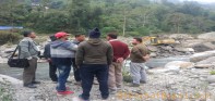 अलपत्र बनेको भुरुङ्गदीखोला झोलुङ्गे पुल बनाउन जनप्रतिनिधीको चाँसो