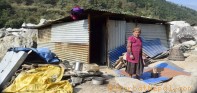 किन ढिला भयो  पर्वतमा भूकम्पपछिको पुनर्निर्माण ?