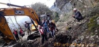 जलजला गाउँपालिका : हम्पालको कालाञ्जर क्षेत्रमा सडक पु¥याउँदै