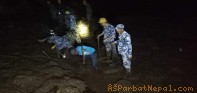 दुर्लुङ पहिरो अपडेट : ३ जनाको शव भेटियो, ६ जना अझै वेपत्ता, खोजीकार्य जारी